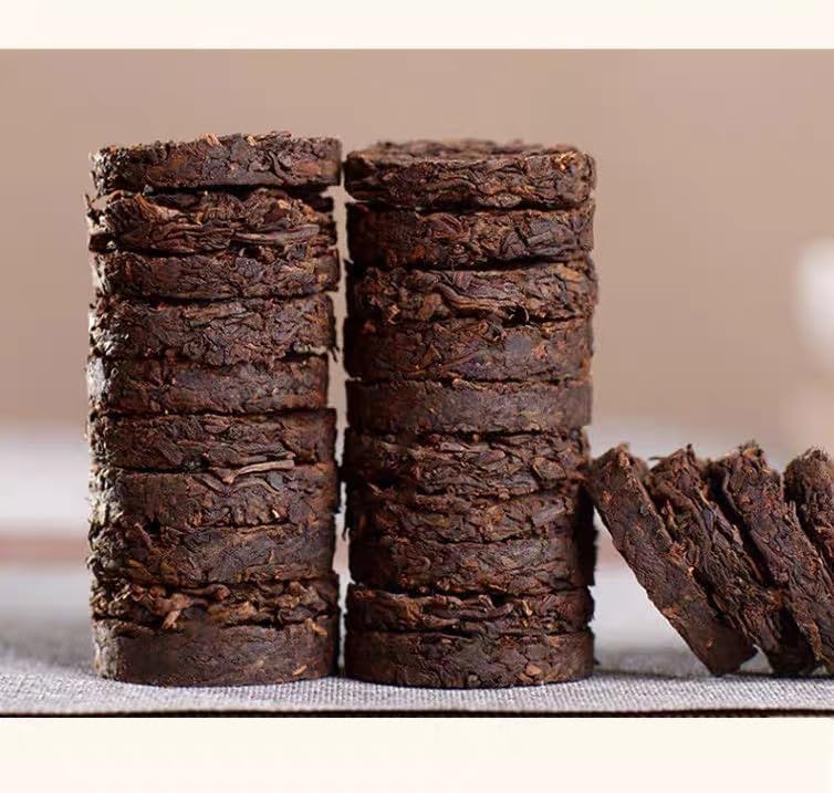(60Cakes-240Cups) Pu-erh Tea in Bamboo Leaf Tube - Ripe Puerh Tea Cake 21.16 oz/600g And a tea filter,Aged Shou Black Tea