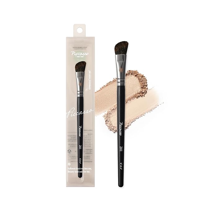 Piccasso 201 Nose Shading Brush â Soft Hair Makeup Brush for Nose Shaper and Face Makeup, Small Angled Brush for Precise Contouring and Blending, Korean Professional Beauty Tool for Daily Use
