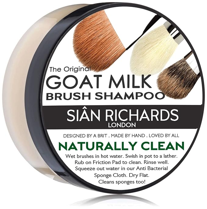 SIÃN RICHARDS London Goat Milk Natural Solid Brush Shampoo Makeup Brush and Sponge Cleaner, 2oz