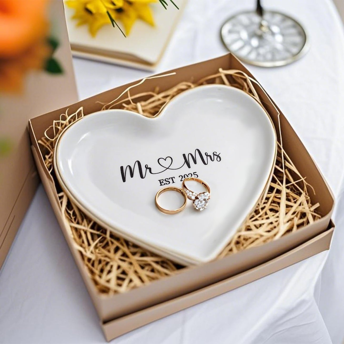 Ceramic Ring Dish for Wedding Anniversary - Mr & Mrs EST 2025 Jewelry Tray, Elegant Keepsake Gift for Couples, Ceramic Valet Tray for Jewelry Storage