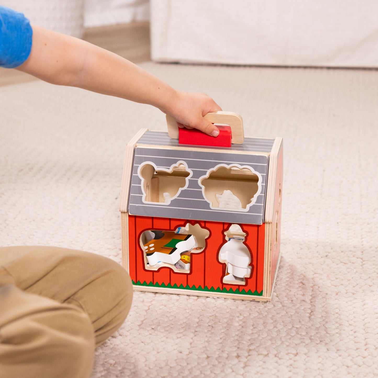 Melissa & Doug Take-Along Wooden Toy Barn, 11-Pc Portable Toddler Playset with Farm Animals & Pop-Up Roof, Preschool Learning Toys for Girls & Boys 2+