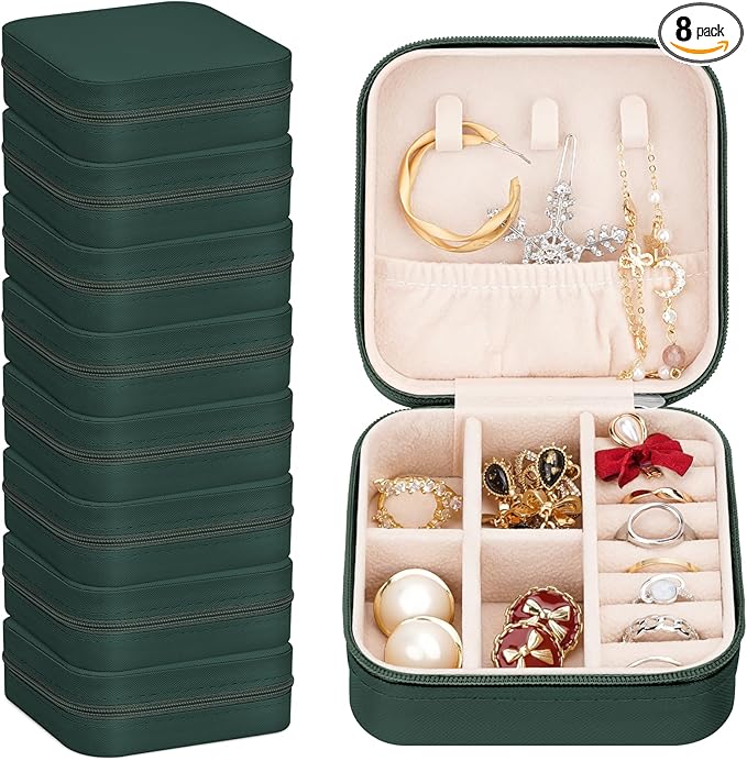 Leezmark 8 Pcs Bridesmaid Gifts Set Of 8 Jewelry Travel Case, Velvet Bridesmaid Proposal Gifts Box Portable Jewelry Travel Organizer Small Jewelry Box Mini Storage Box, Green