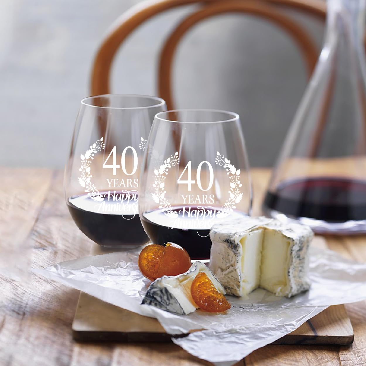 Perfectinsoy 40 Years Happy Anniversary Wine Glass Set of 2, 40th Anniversary Wedding Gift for Mom Dad Wife Soulmate Couple, Funny Vintage 40 Years Wedding Gifts for Men Woman Couple Family Friends