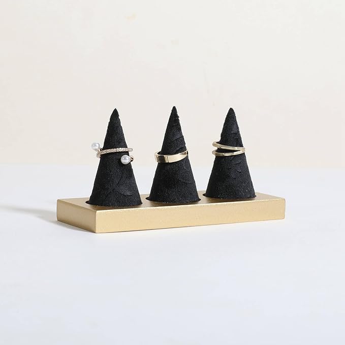 GemeShou black jewelry ring display holder for selling, velvet ring cone display stand, cute cone shaped ring holder with golden coated base,Small jewelry ring storage organizerãRing holder-blackã
