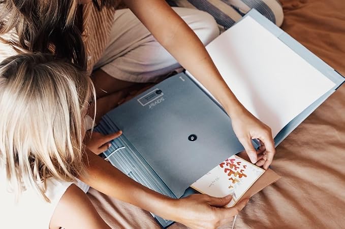 Savor | El Folio Organizador de Documentos en Español | Carpeta Expandible de Emergencia para Certificado de Nacimiento, Tarjeta de Seguridad Social | Mother’s Day Gift for Moms (Slate)