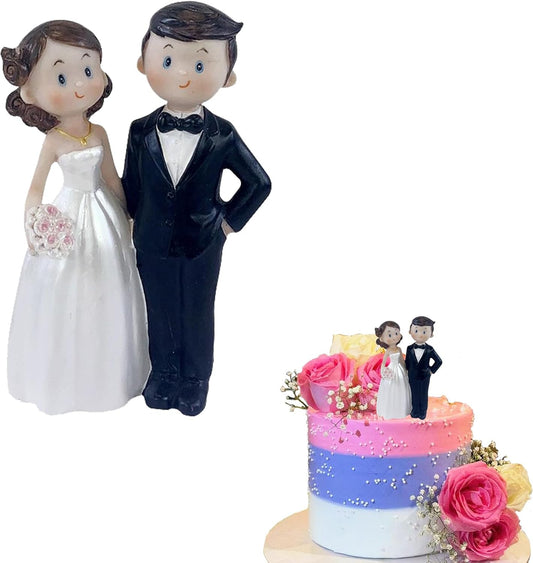 Wedding Resin Cake Topper Bride and Groom Couple Statue Figurine Ornament Gift for Engagement Anniversary Bridal Showers Party Decoration
