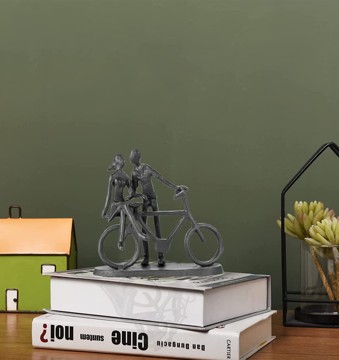 Hanyibao Bike Couple Figurine Statue - Art Metal Sculpture Decor Anniversary - Romantic Gift for Wedding and Anniversary - for Him,Her and Bicycle Lovers, Metal Ornament Couple Statues for Home Decor