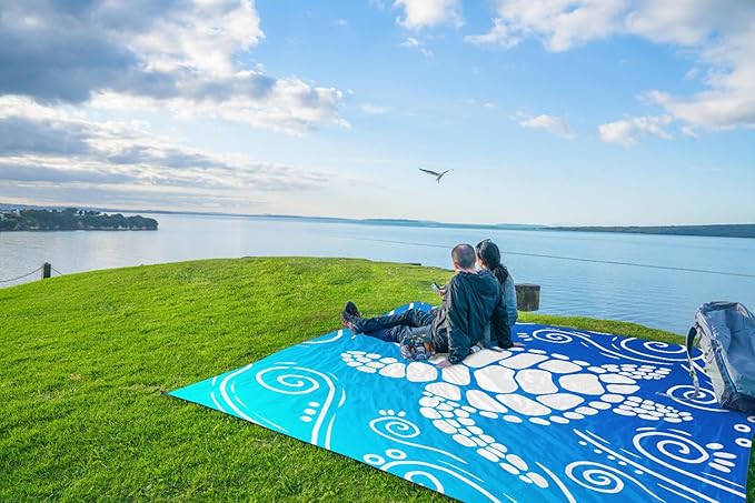 WEKAPO Beach Blanket Waterproof Sandproof Oversized Extra Large Sand Free Beach Mat with Stakes, Storage Bag - Essentials for Outdoor Beach, Picnic (Gradient Blue Sea Turtle, 8 X 7 FT (1~4 Person))