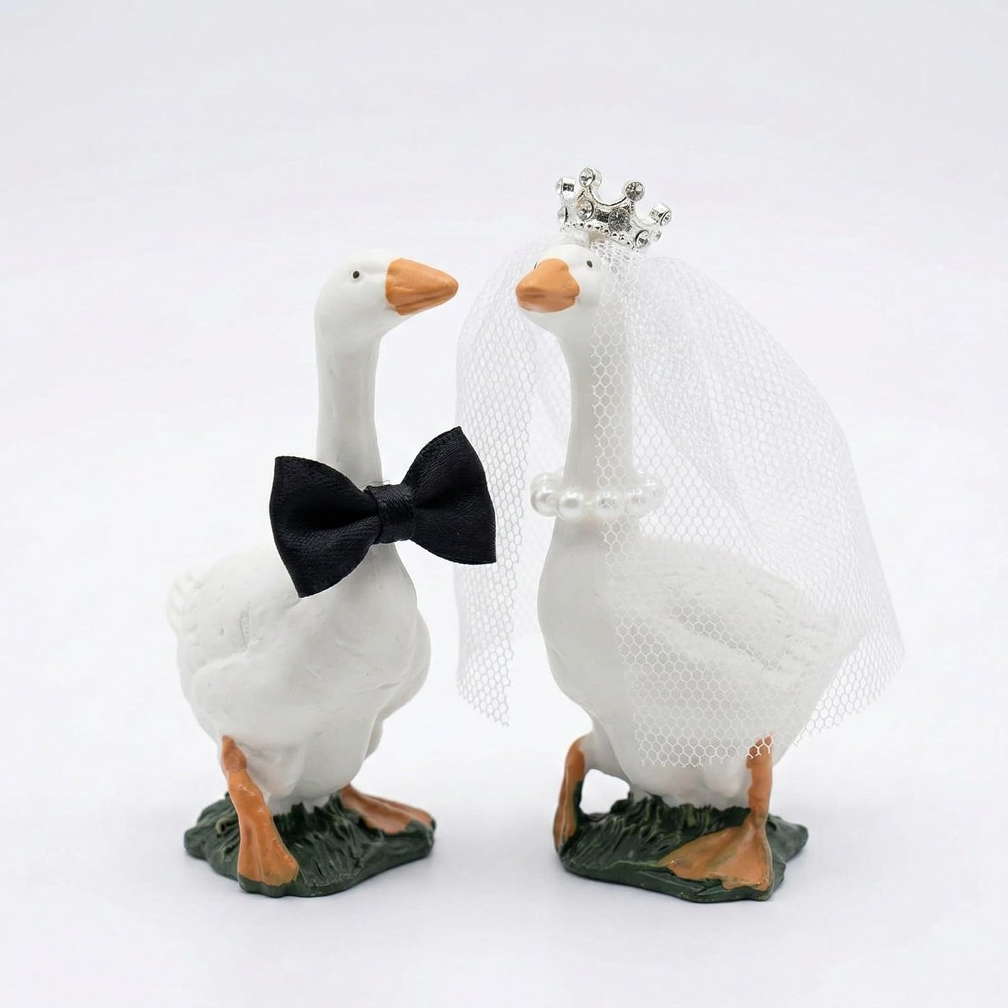 Goose Couple Wedding Cake Toppers Funny,Handmade Small Wedding Cake Topper Bride and Groom Figures Desk Decoration For Wedding Engagement Anniversary