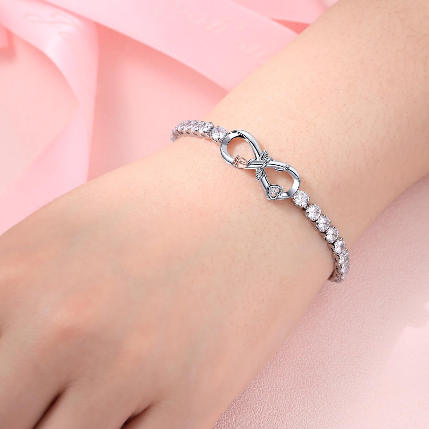 Btysun Graduation Gifts for Girlfriend Infinity Bracelets for Women Teens Girlfriend Gift I Love You Gifts for Her Rose Adjustable Simple Anniversary Wedding Birthday Gift for Gf Jewelry