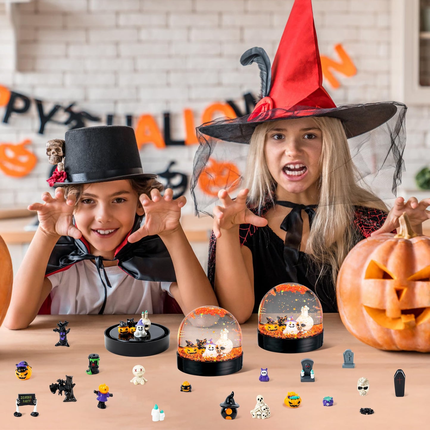 HoniedPepperino Halloween Snow Globe Craft Kit, 44Pcs DIY Pumpkin Water Globes Making Kits with Accessories, Make Your Own Halloween Cross Snow Globes Grave Ghost Party Favor Decor for Kids Boys Girls