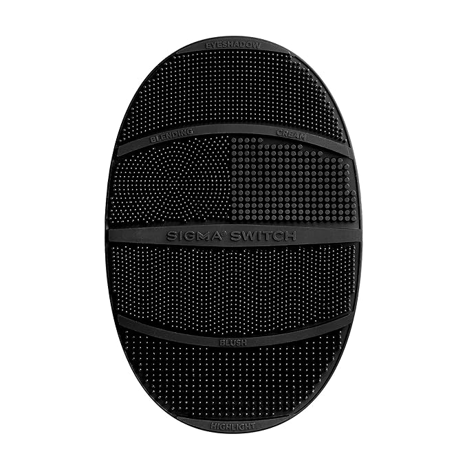 Sigma Switch by Sigma Beauty â Silicone Makeup Brush Cleaner for Switching Shades and Pigments, Switch Cleaning Mat for Superior Makeup Brush Cleaning Mid-Application (Full Size)