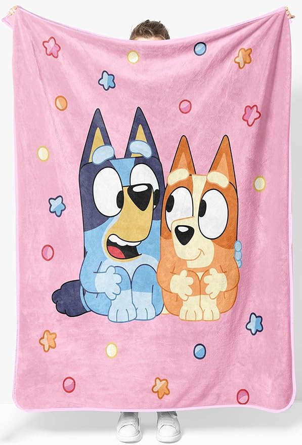 Jay Franco Kids Plush Throw Blanket â Soft & Comfy Throw for Couch or Bed â Cozy Home DÃ©cor for Living Room & Bedroom, Pink - Bluey, 46x60 - Throw Blanket