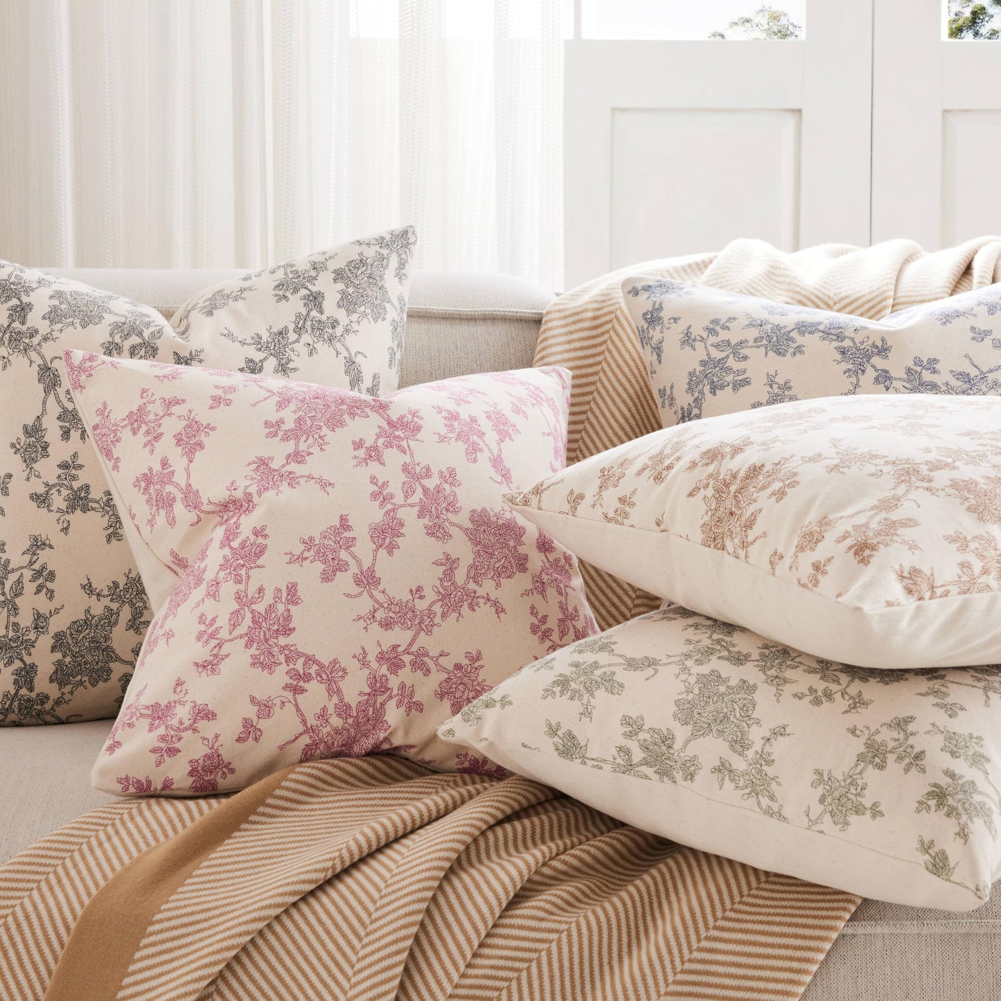 YZJZEDS 100% Cotton French Pastoral Throw Pillow Covers Set of 2, 18x18 Inch Blue Farmhouse Decorative Cushion Covers for Sofa Bed Living Room Home Decor