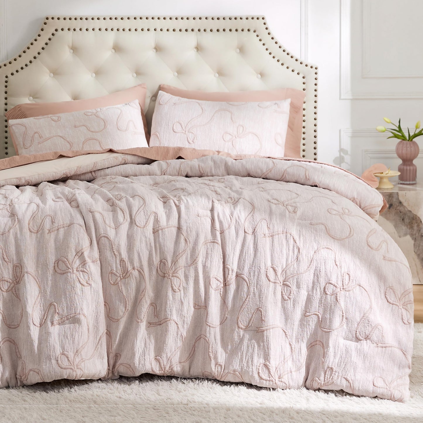Bedsure Pink Comforter Set Queen, GentleSoftâ¢ 3 Pieces Breathable Bow Comforter Set Women Girls with 2 Pillow Shams, Cute Queen Bedding Sets Pink Room Decor Aesthetic Bedroom Decor, 90x90 Inches